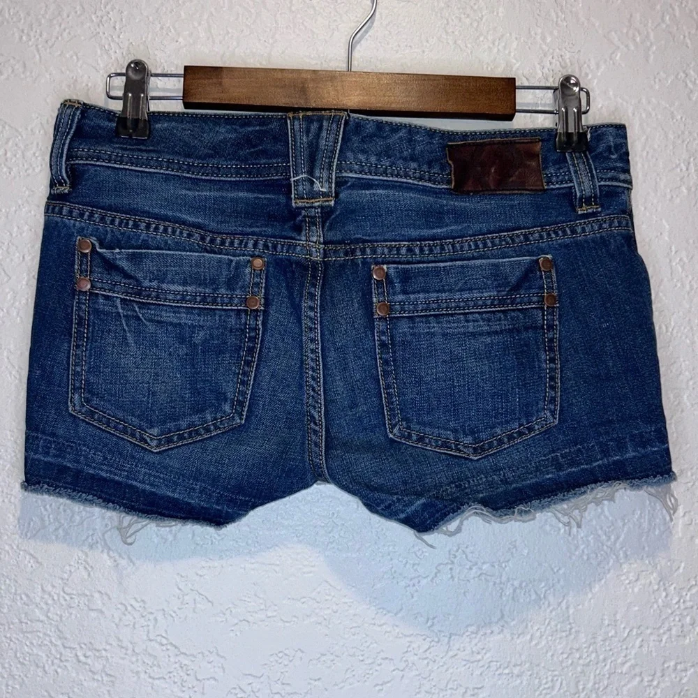 X2 Express Stella Jean Shorts Size 4 - Picture 2 of 7